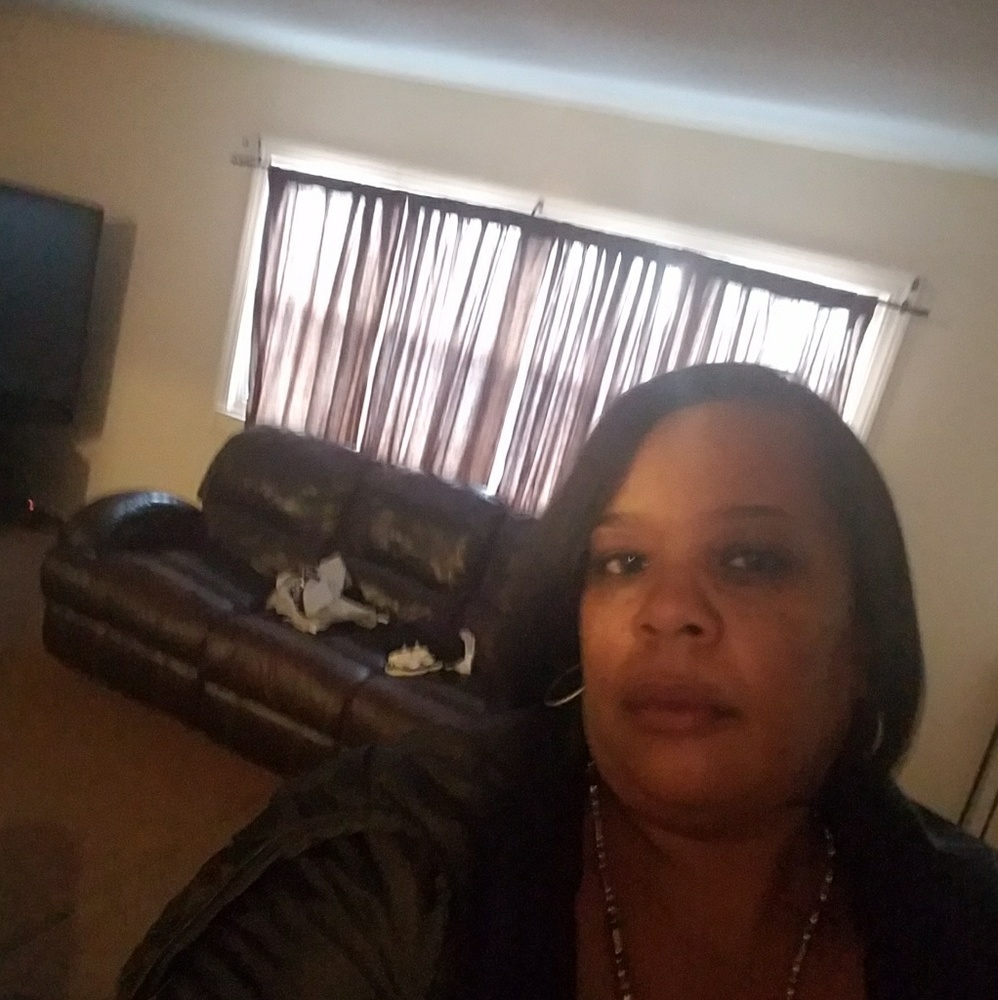 Meet your Posher, Stacie